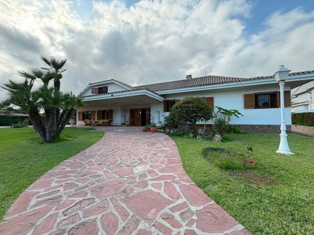 Casa en venta en la Plana Alta, Valencia