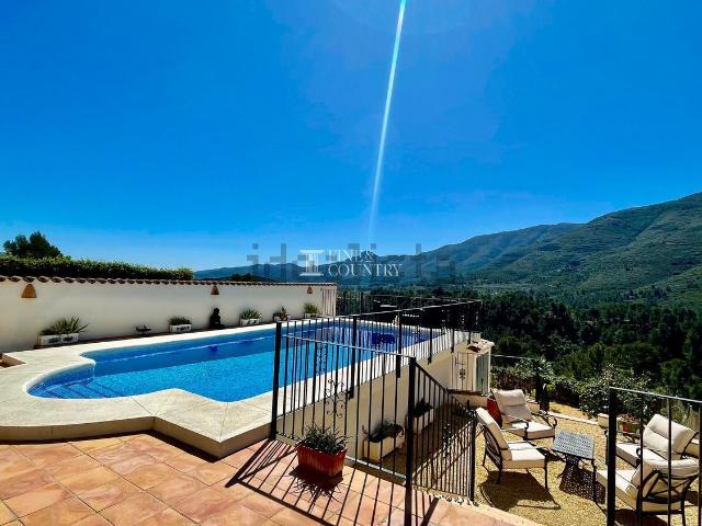 Casa en venta en la Marina Alta, Valencia