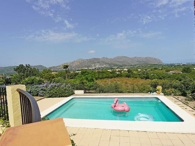 Casa en venta en Benidoleig, Alacant / Alicante