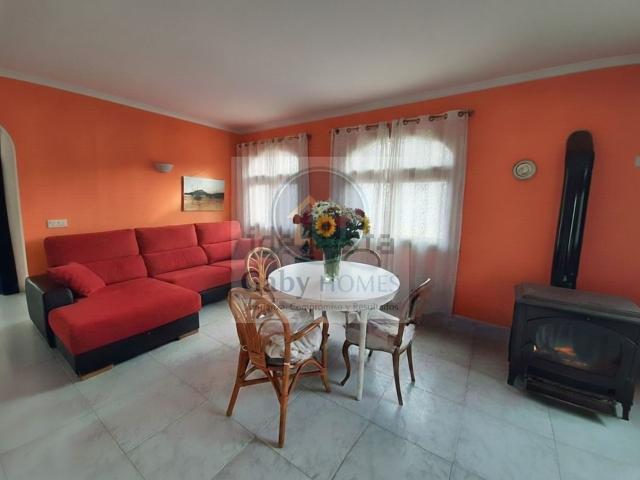 Casa en venta en Benidoleig, Valencia