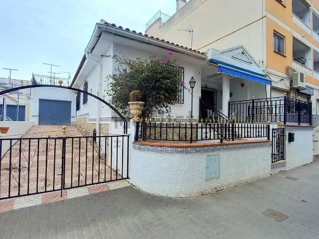 Casa en venta en Benijófar, Urbanización Benimar