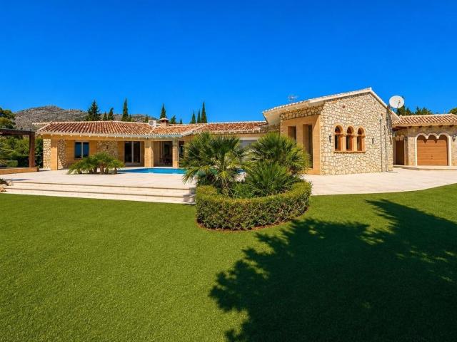 Casa en venta en Benissa, Alacant / Alicante