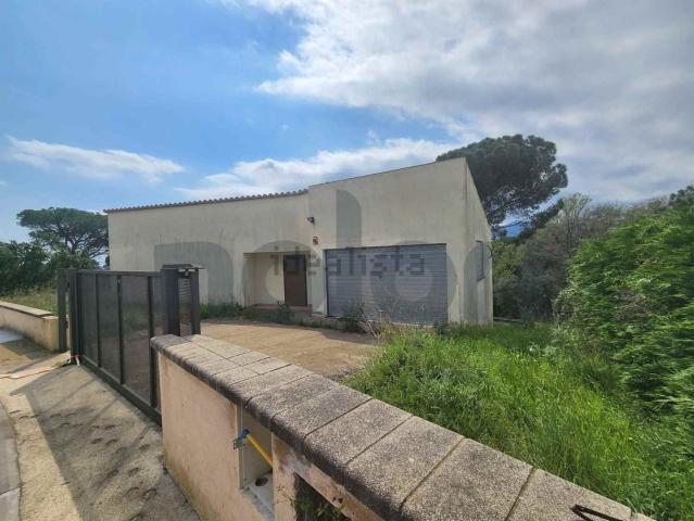 Casa en venta en Mas Llunes, Gironès