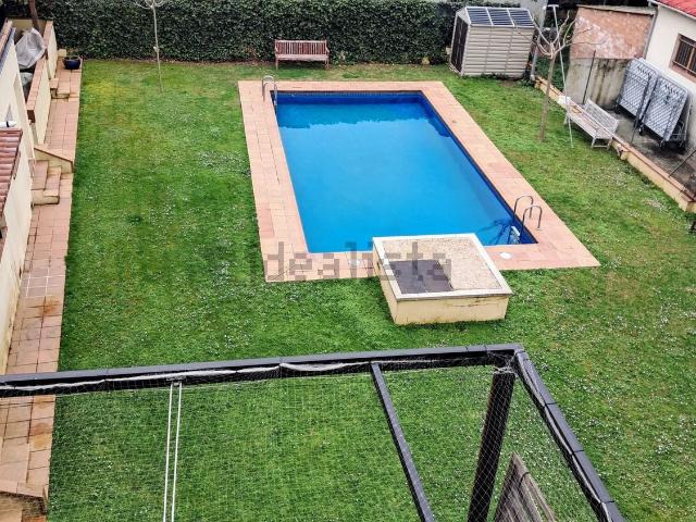 Casa en venta en Bescanó