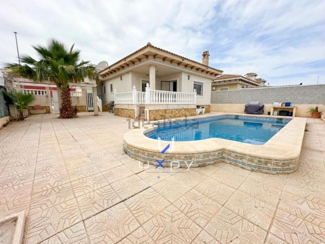 Casa en venta en el Baix Segura / La Vega Baja, Valencia