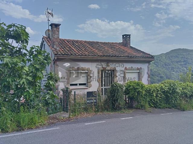 Casa en venta en Bimenes, La Llantá
