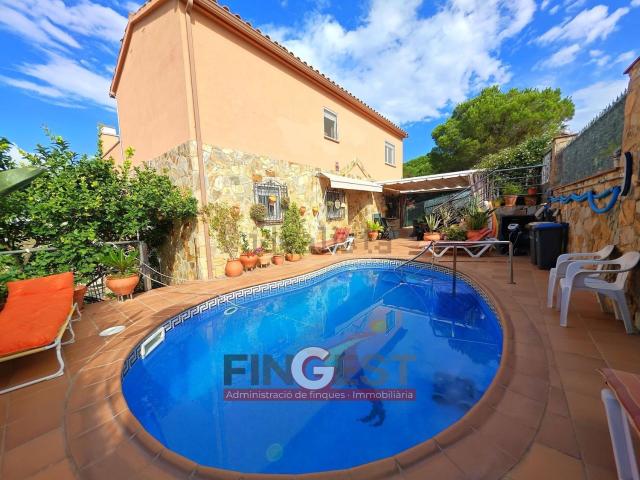 Casa en venta en Blanes Residencial, la Selva