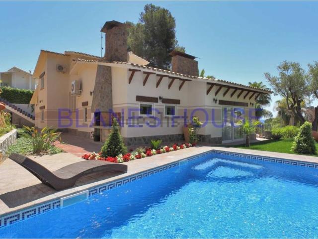 Casa en venta en Valldolig, la Selva