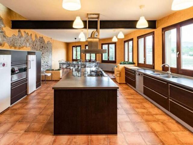Casa en venta en Alt Empordà, Catalunya
