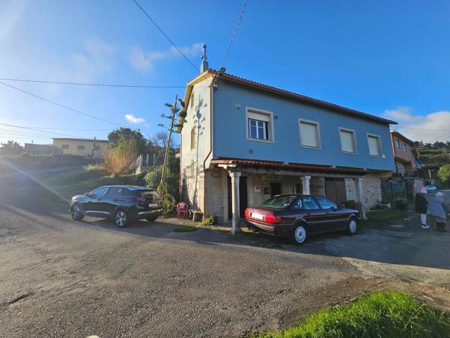 Casa en venta en Boiro