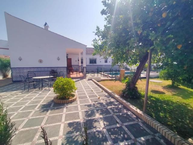 Casa en venta en Bormujos, Sevilla