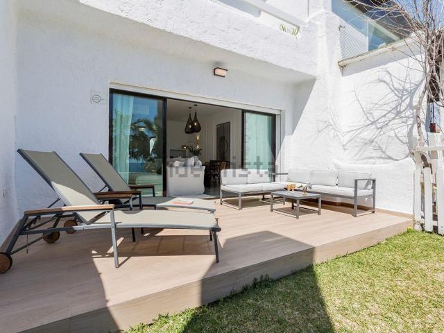 Casa en alquiler en La Perla de Bahía, Costa del Sol Occidental