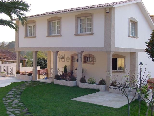 Casa en venta en Bueu, Sabarigo