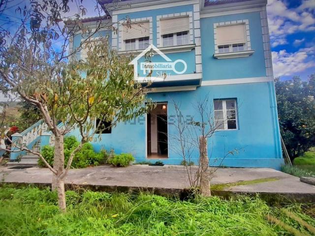 Casa en venta en Cela, O Morrazo