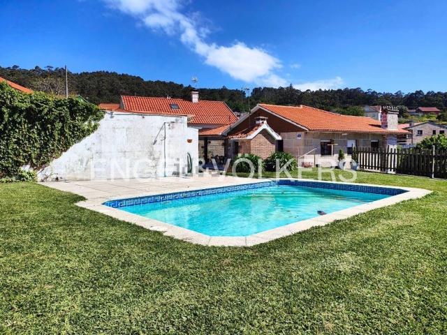 Casa en venta en Beluso, O Morrazo
