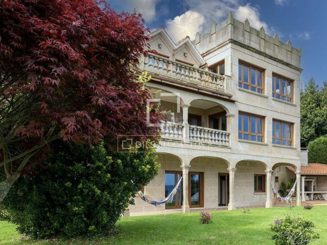 Casa en venta en Cela, O Morrazo