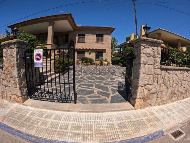 Casa en venta en Poblats Marítims, la Plana Baixa