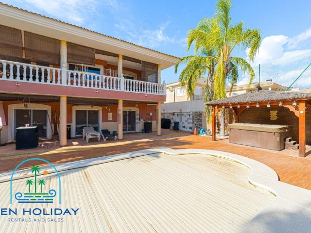 Casa en venta en Urbanización Bonalba, l'Alacantí