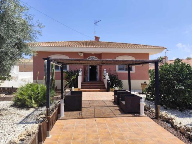 Casa en venta en Urbanización Bonalba, l'Alacantí