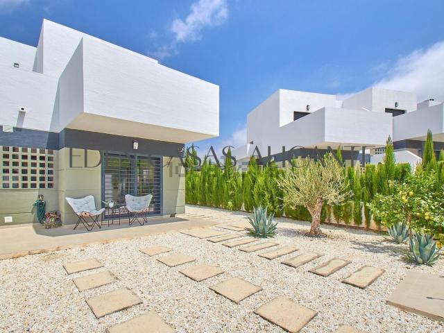 Casa en venta en Urbanización Valle Dorado, l'Alacantí