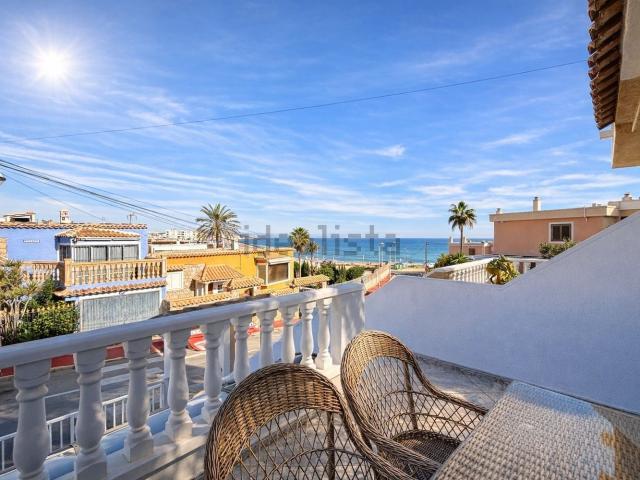Casa en venta en Cabo Cervera-Playa la Mata, el Baix Segura / La Vega Baja