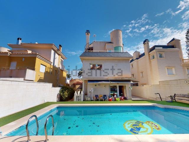 Casa en venta en Cabo de las Huertas, l'Alacantí