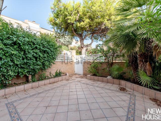 Casa en venta en Cabo de las Huertas, l'Alacantí