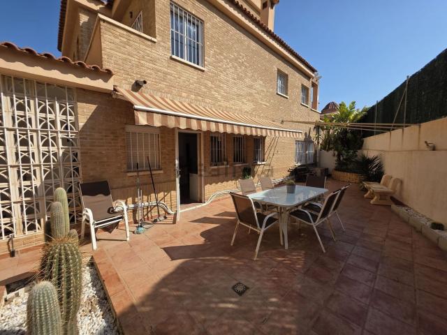 Casa en venta en Cabo de las Huertas, l'Alacantí