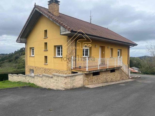 Casa en venta en Cabranes, Asturias