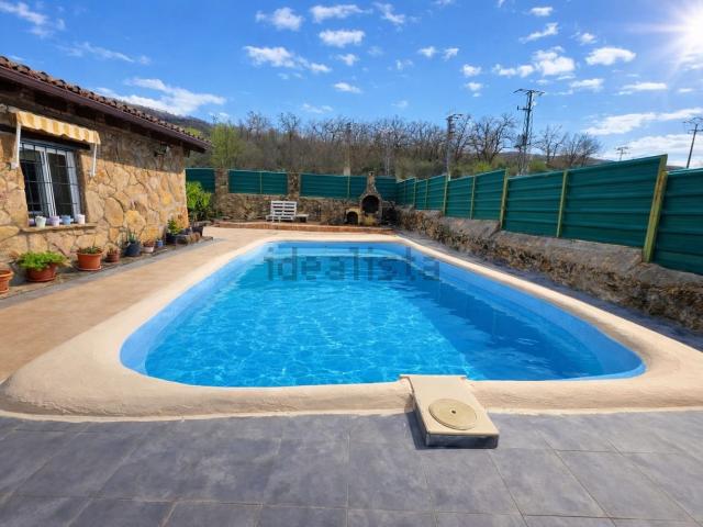 Casa en venta en Cabrero, Extremadura