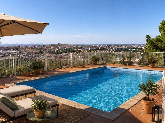 Casa en venta en Vistahermosa, Cáceres