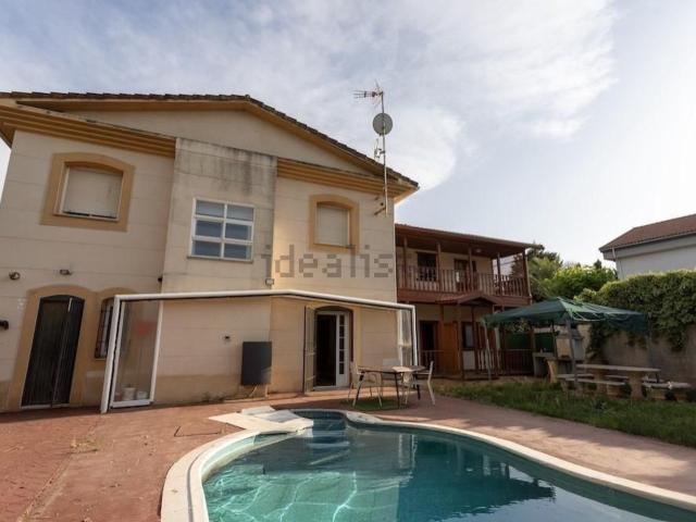 Casa en venta en Ceres Golf, Cáceres