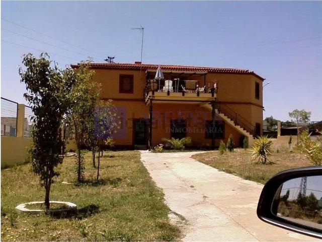 Casa en venta en La Abundancia, Cáceres