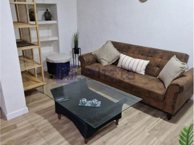 Casa en venta en Santiago, Cáceres