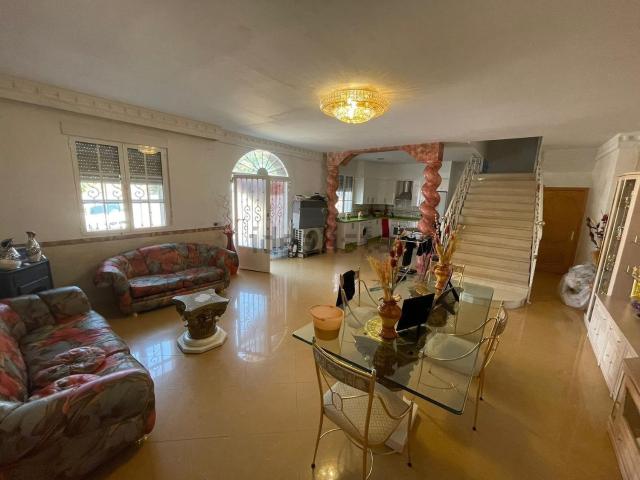 Casa en venta en La Paloma, Cáceres