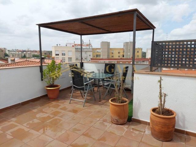 Casa en venta en Hernán Cortés, Cáceres