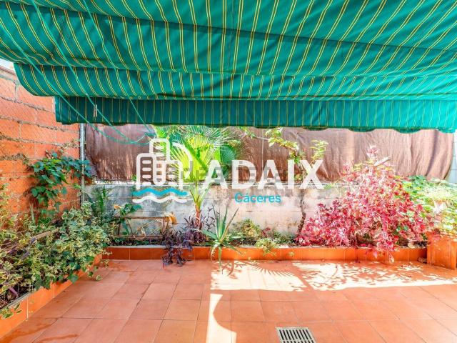 Casa en venta en San Marquino, Cáceres