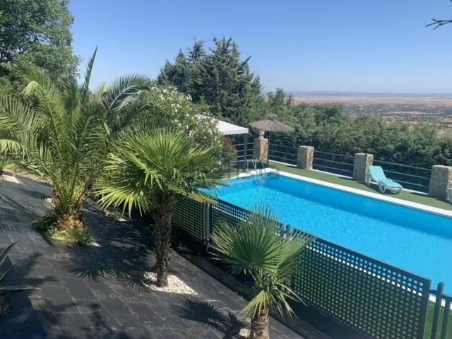 Casa en venta en Santiago, Cáceres