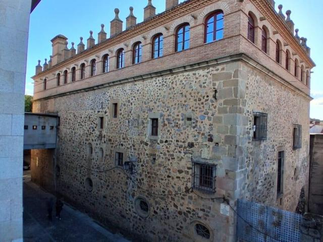 Casa en venta en Ciudad Monumental, Cáceres