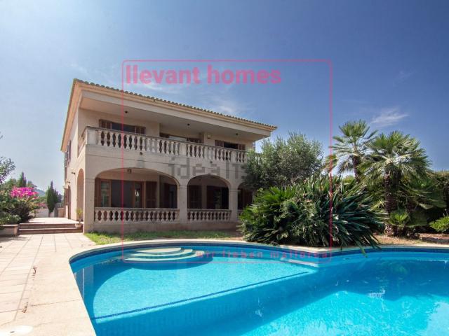 Casa en venta en Cala Bona, Llevant