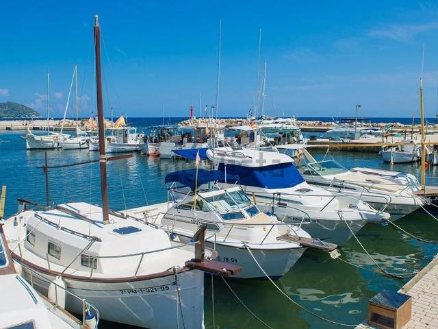 Casa en venta en Cala Bona, Llevant