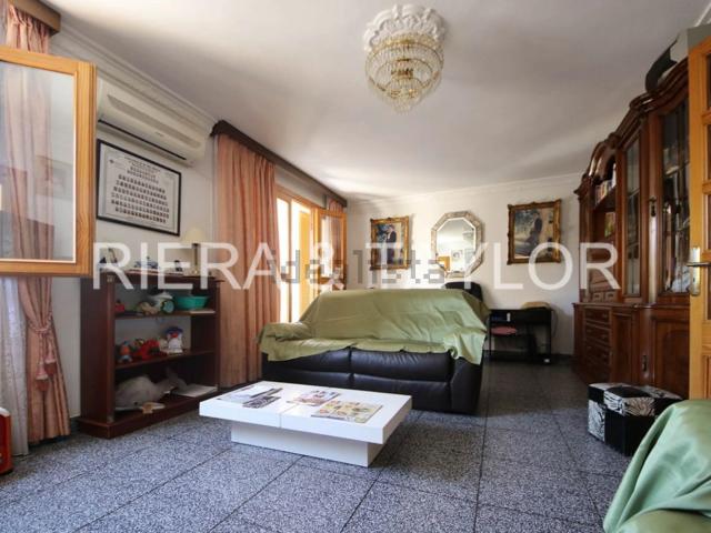 Casa en venta en Cala Bona, Llevant