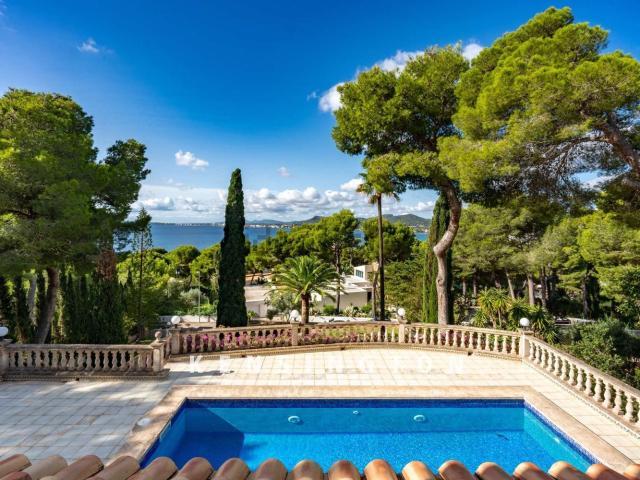 Casa en venta en Cala Bona, Llevant