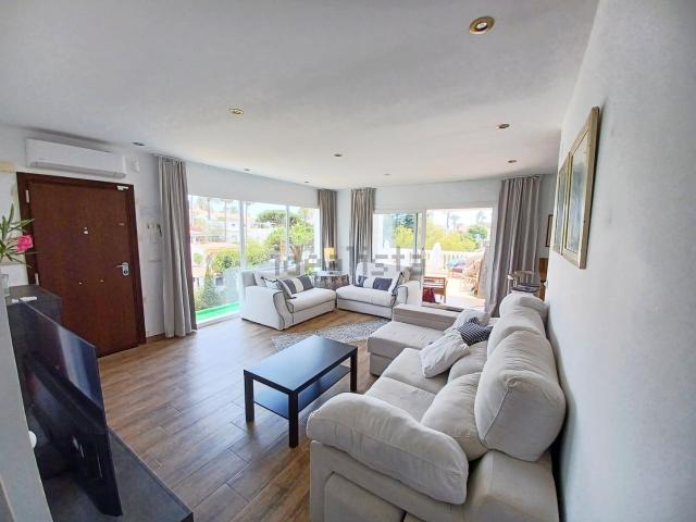 Casa en alquiler en Mijas, Chaparral