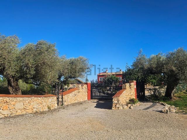 Casa en venta en el Baix Maestrat, Valencia
