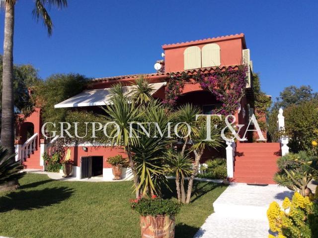 Casa en venta en Càlig, Valencia