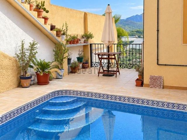 Casa en alquiler en la Marina Baixa, Valencia