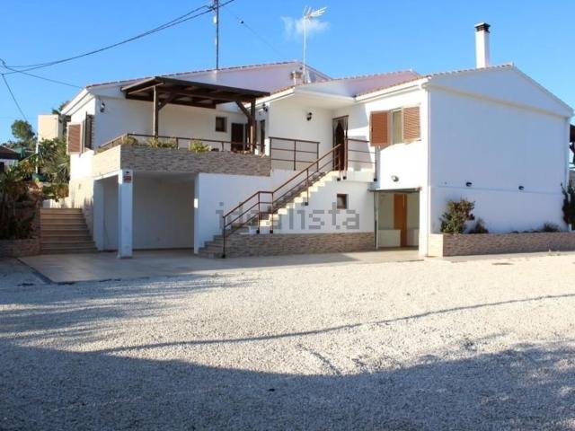 Casa en alquiler en la Marina Baixa, Valencia