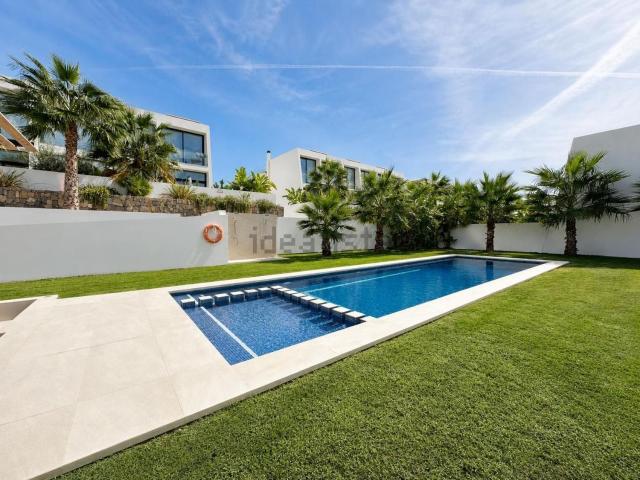 Casa en alquiler en Ortembach, Calp