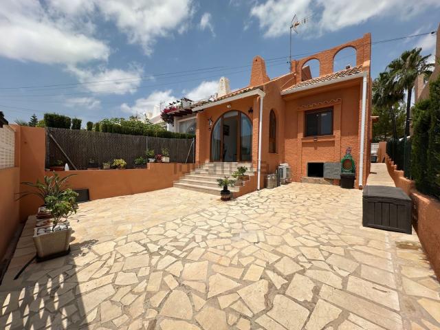 Casa en alquiler en Urbanització Les Cometes, la Marina Alta
